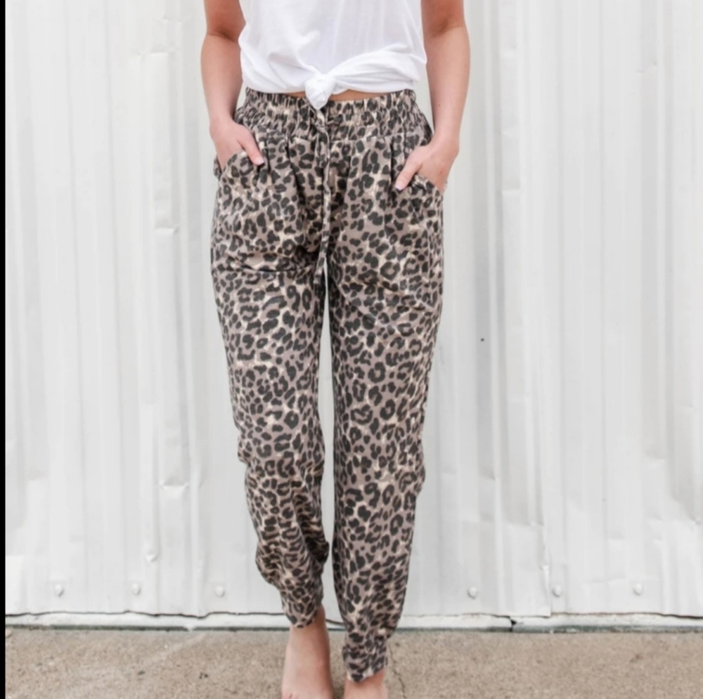 Mocha Leopard Print Jogger